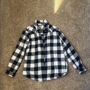 Ariat Women’s Black and White Plait Button Up Shirt